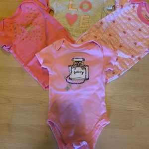 Juicy Couture baby-girls 4 Pieces Bodysuits
